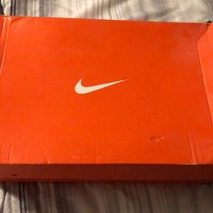 White on White Nike Classic AirForce1